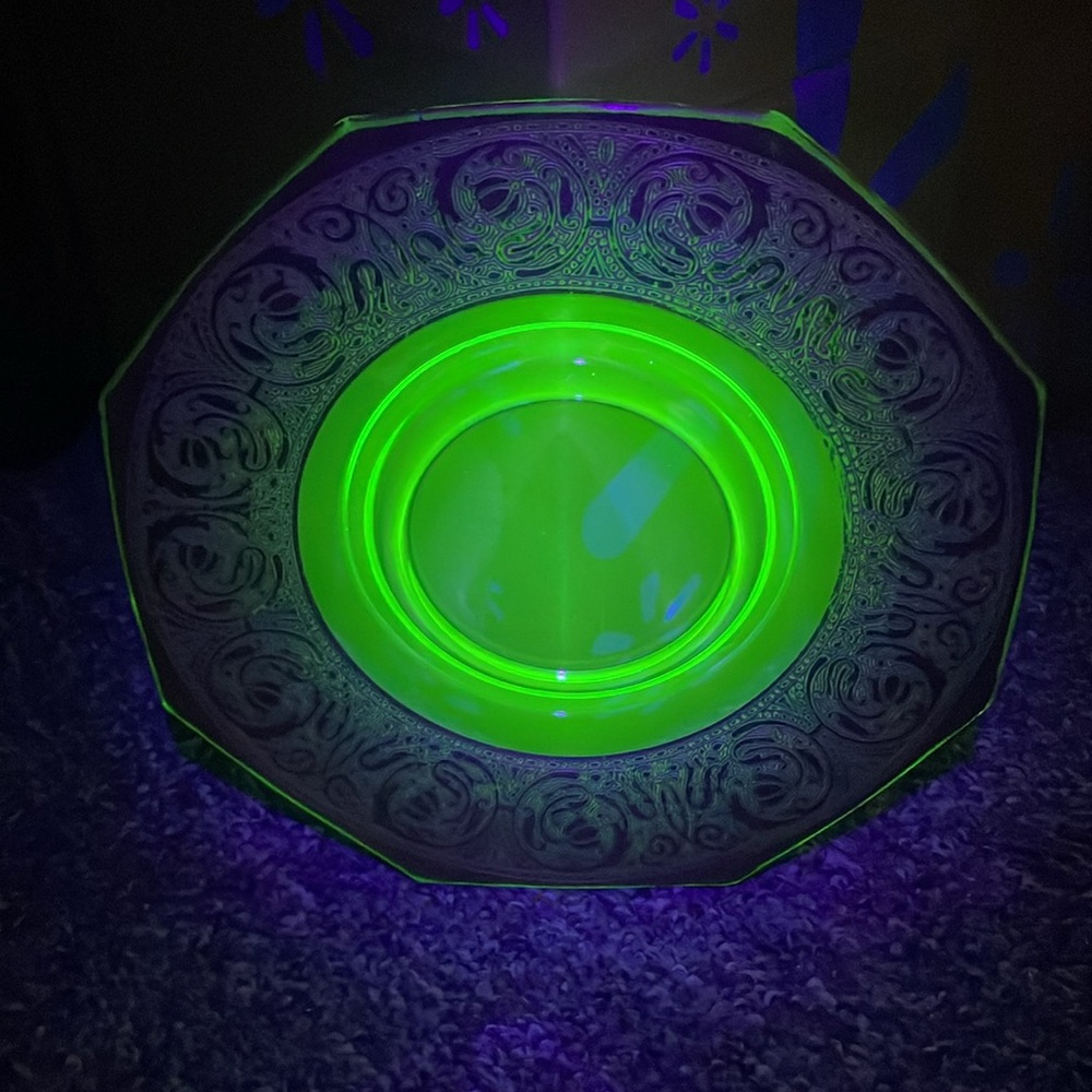 Uranium Glass Octagonal Plate Thick Gold Overlay 9.5” Vintage Pristine Condition